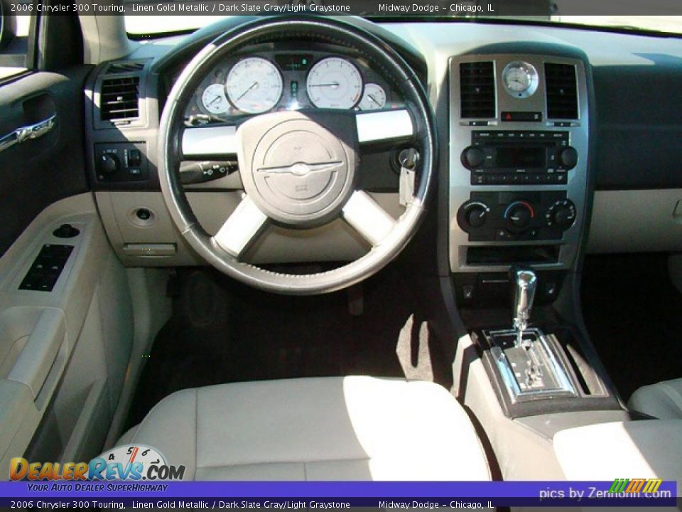 2006 Chrysler 300 Touring Linen Gold Metallic / Dark Slate Gray/Light Graystone Photo #5