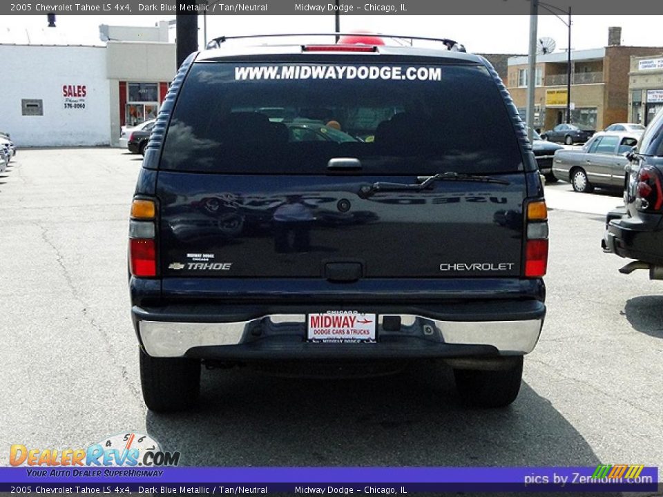 2005 Chevrolet Tahoe LS 4x4 Dark Blue Metallic / Tan/Neutral Photo #9