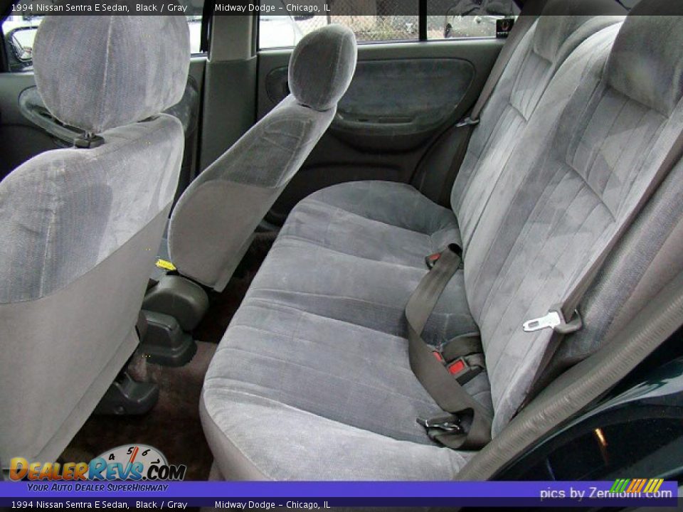 1994 Nissan Sentra E Sedan Black / Gray Photo #7
