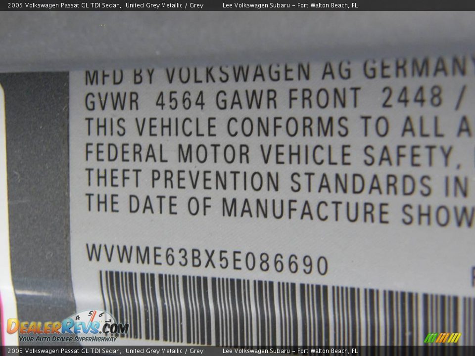 2005 Volkswagen Passat GL TDI Sedan United Grey Metallic / Grey Photo #30