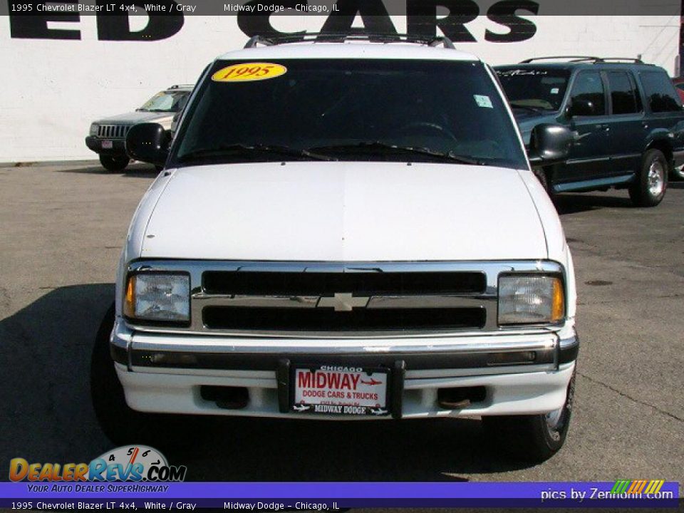 1995 Chevrolet Blazer LT 4x4 White / Gray Photo #8