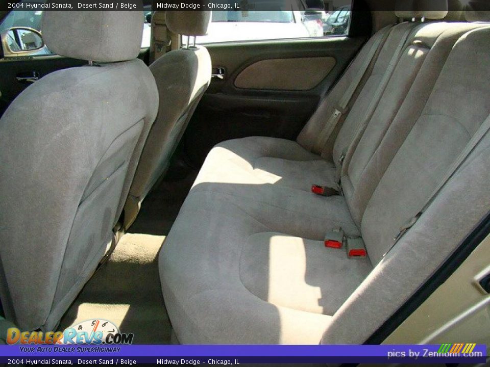 2004 Hyundai Sonata Desert Sand / Beige Photo #4