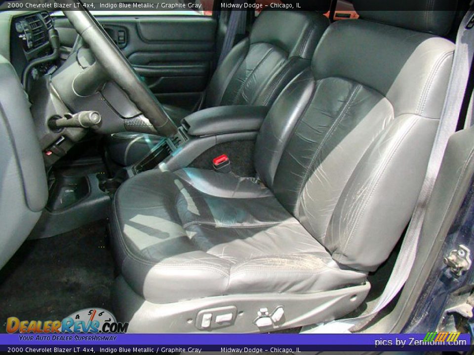 2000 Chevrolet Blazer LT 4x4 Indigo Blue Metallic / Graphite Gray Photo #3
