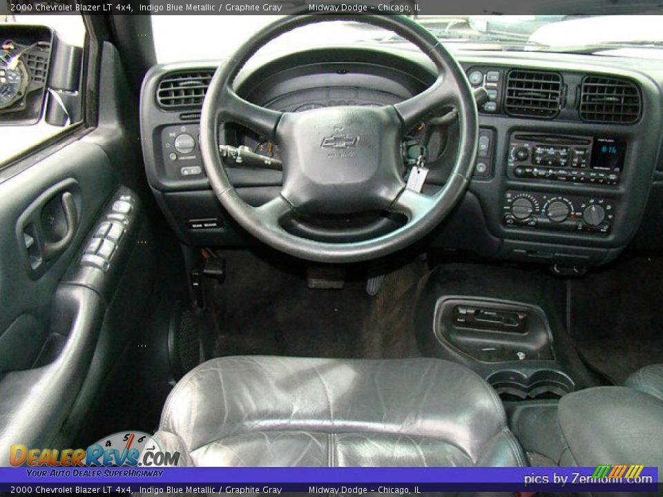 2000 Chevrolet Blazer LT 4x4 Indigo Blue Metallic / Graphite Gray Photo #5