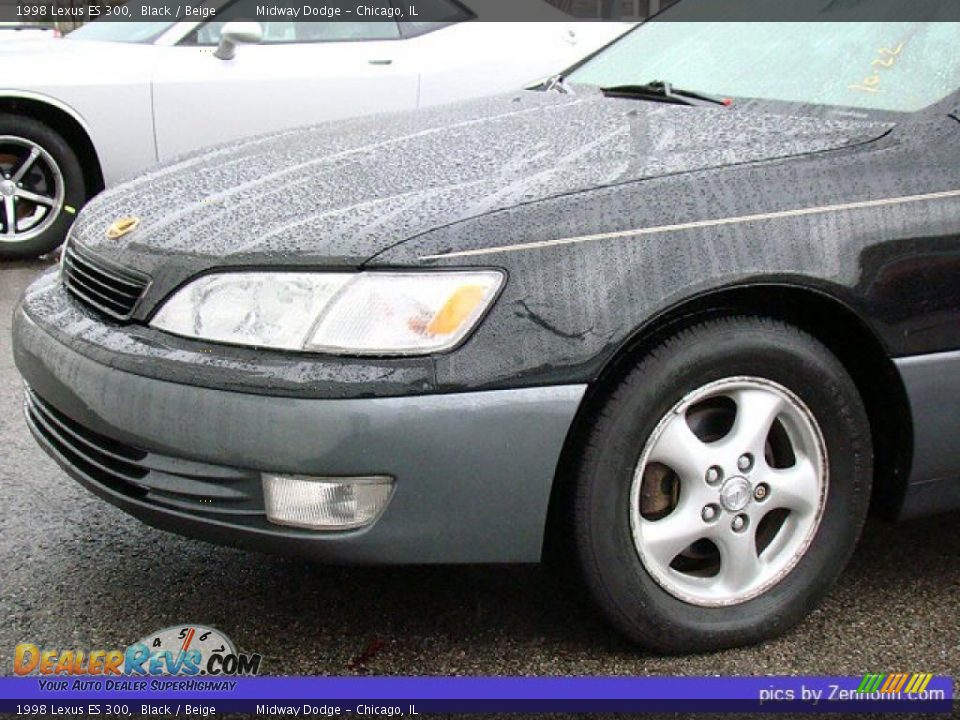 1998 Lexus ES 300 Black / Beige Photo #2