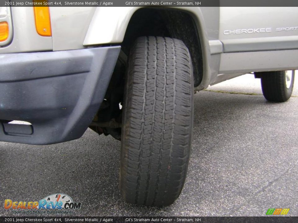 2001 Jeep Cherokee Sport 4x4 Silverstone Metallic / Agate Photo #16