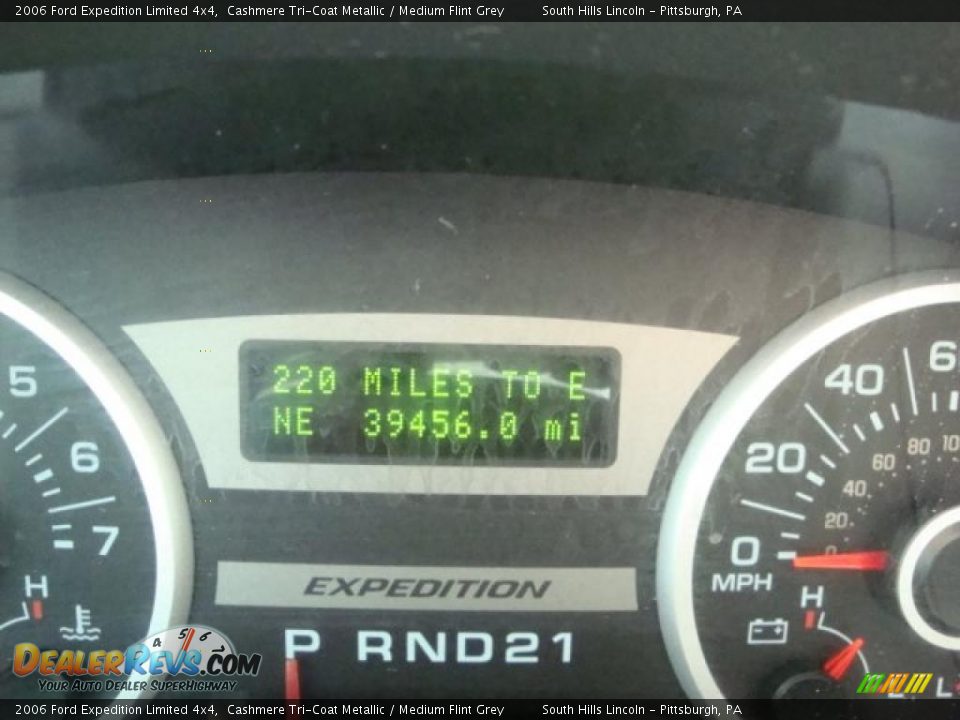 2006 Ford Expedition Limited 4x4 Cashmere Tri-Coat Metallic / Medium Flint Grey Photo #15