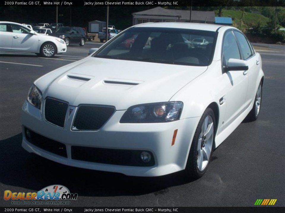 2009 Pontiac G8 GT White Hot / Onyx Photo #2