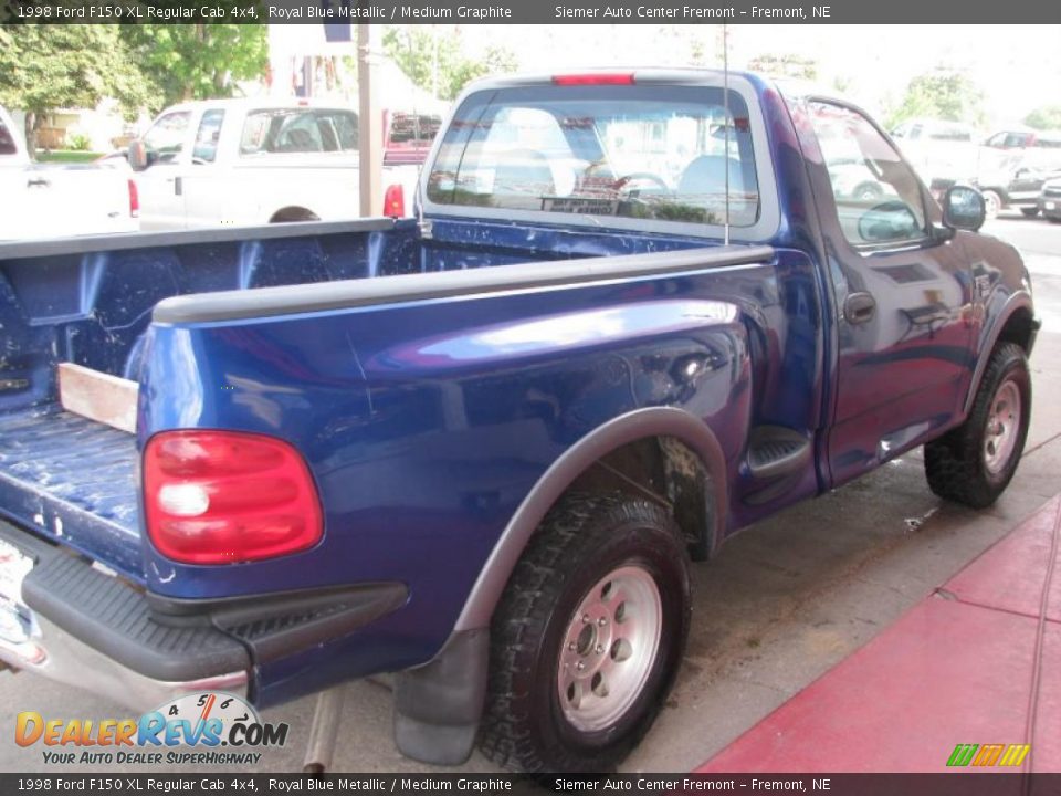 1998 Ford F150 XL Regular Cab 4x4 Royal Blue Metallic / Medium Graphite Photo #8