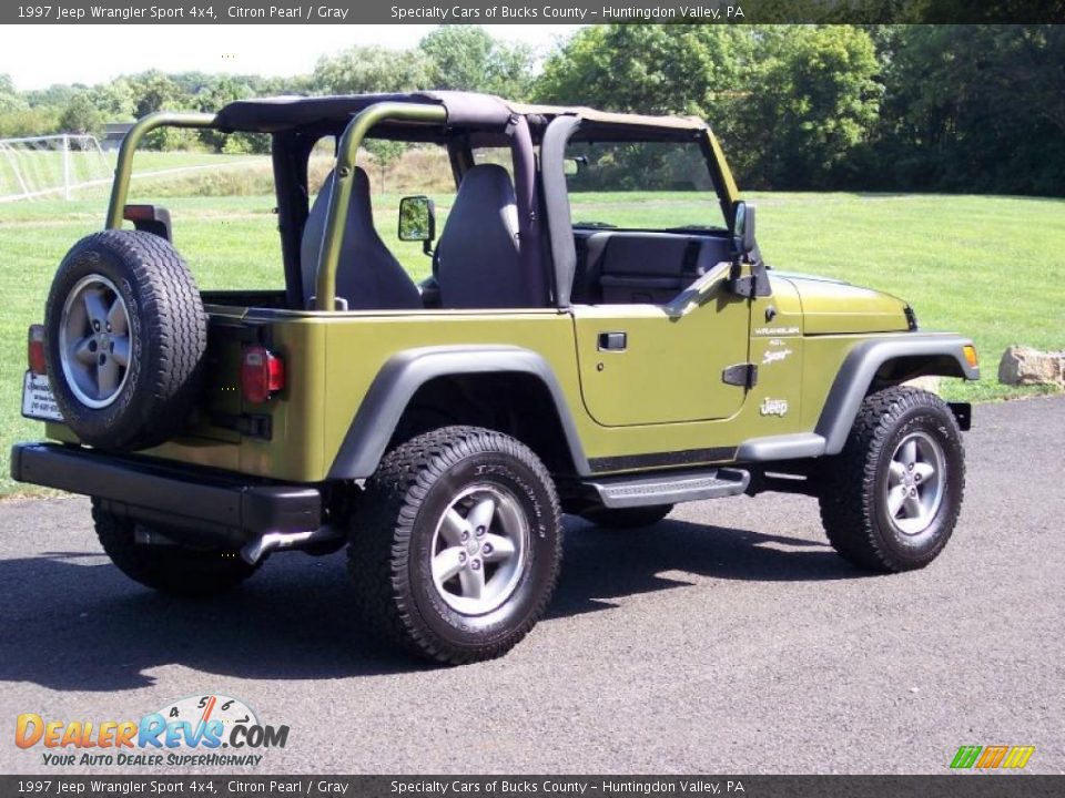 1997 Jeep Wrangler Sport 4x4 Citron Pearl / Gray Photo #5