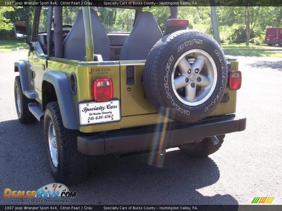 1997 Jeep Wrangler Sport 4x4 Citron Pearl / Gray Photo #13