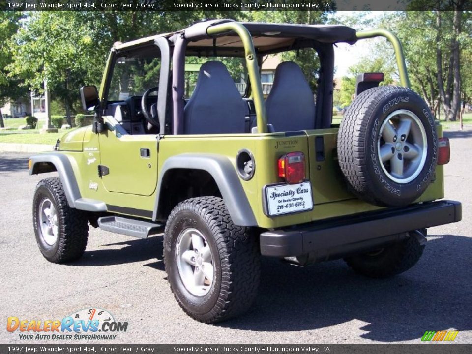 1997 Jeep Wrangler Sport 4x4 Citron Pearl / Gray Photo #18