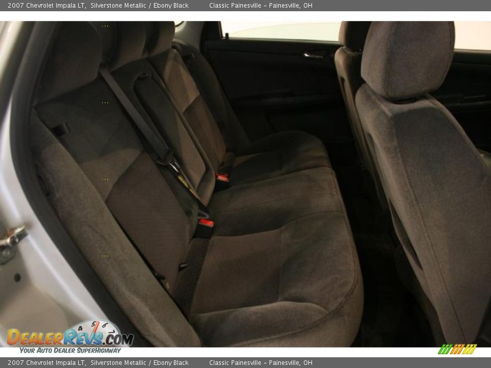 2007 Chevrolet Impala LT Silverstone Metallic / Ebony Black Photo #18