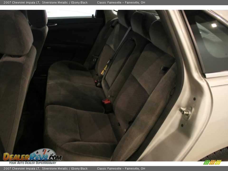 2007 Chevrolet Impala LT Silverstone Metallic / Ebony Black Photo #19