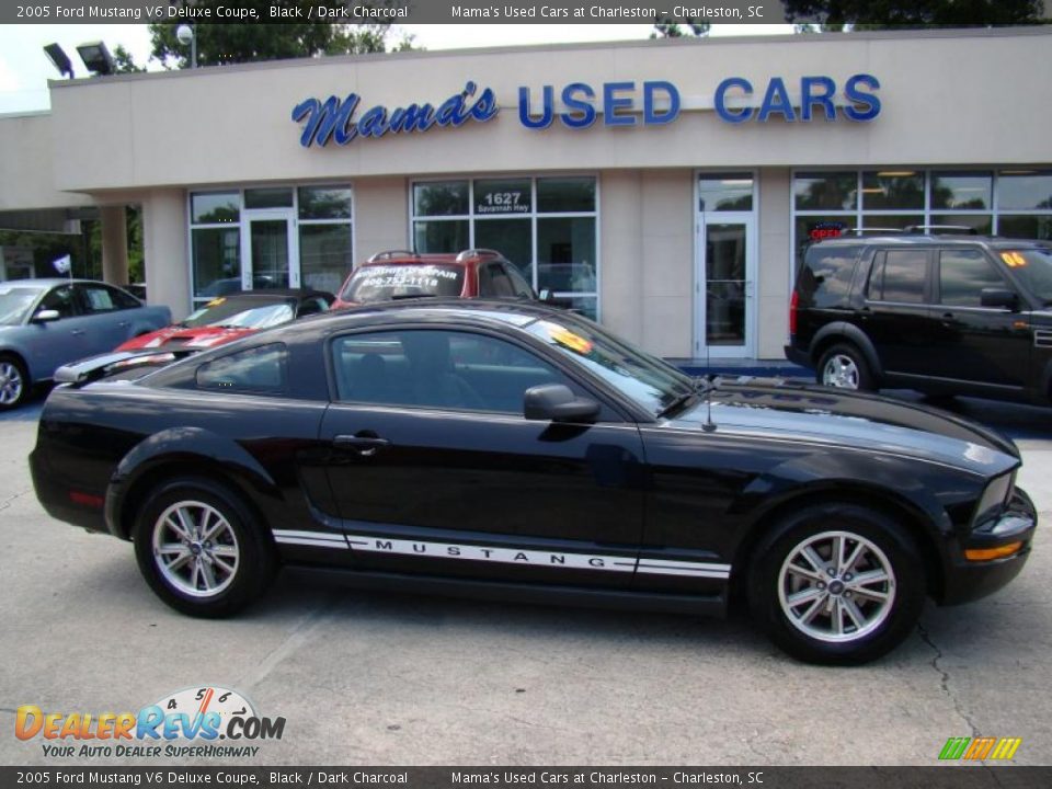 2005 Ford Mustang V6 Deluxe Coupe Black / Dark Charcoal Photo #1