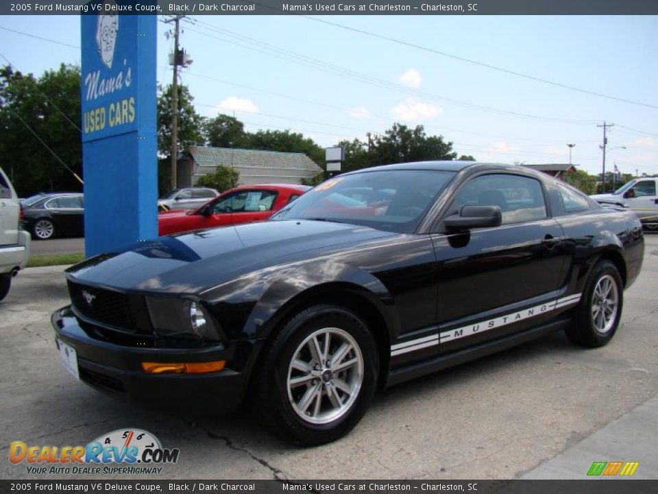 2005 Ford Mustang V6 Deluxe Coupe Black / Dark Charcoal Photo #4