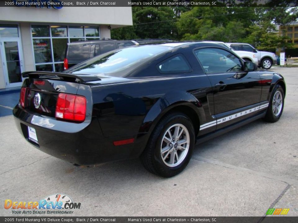 2005 Ford Mustang V6 Deluxe Coupe Black / Dark Charcoal Photo #8