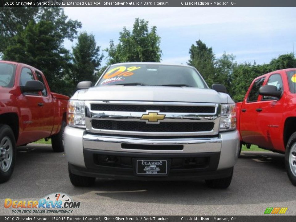 2010 Chevrolet Silverado 1500 LS Extended Cab 4x4 Sheer Silver Metallic / Dark Titanium Photo #2