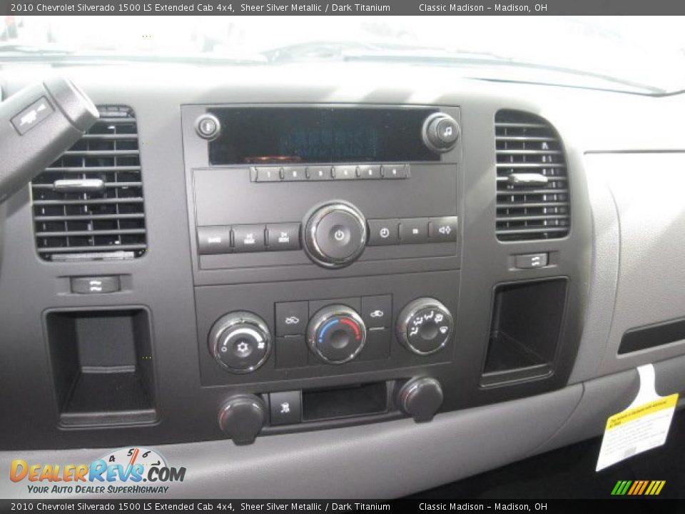 2010 Chevrolet Silverado 1500 LS Extended Cab 4x4 Sheer Silver Metallic / Dark Titanium Photo #10