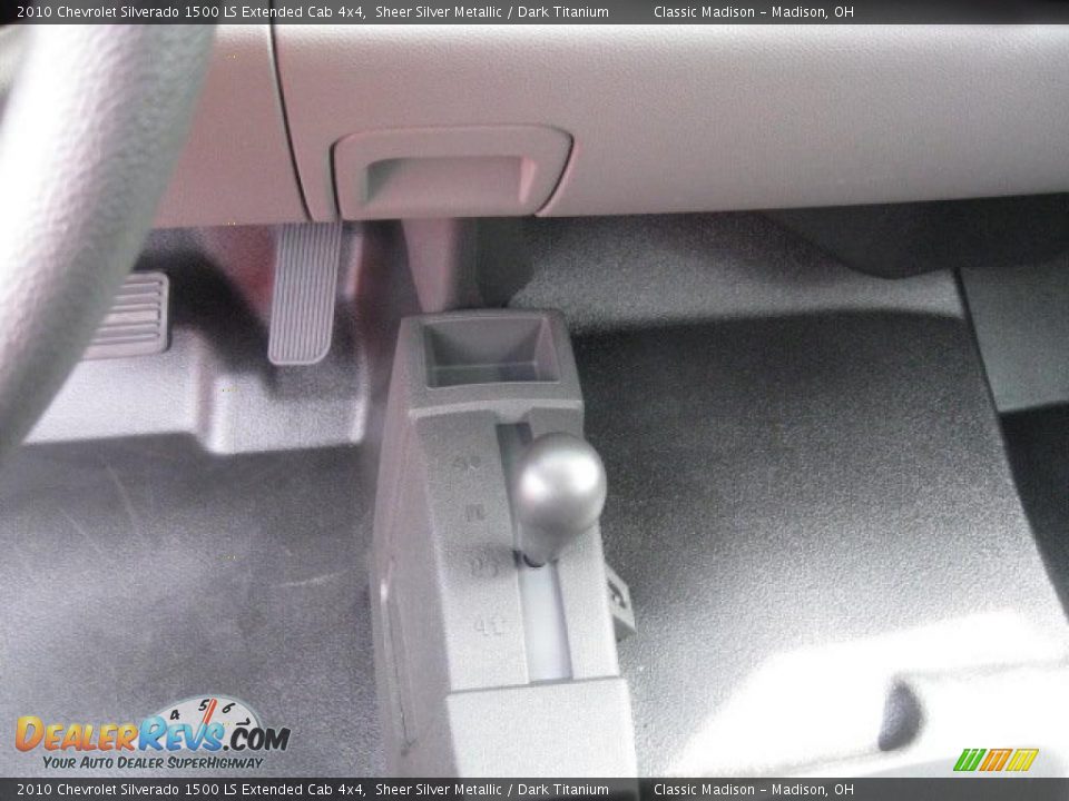 2010 Chevrolet Silverado 1500 LS Extended Cab 4x4 Sheer Silver Metallic / Dark Titanium Photo #11