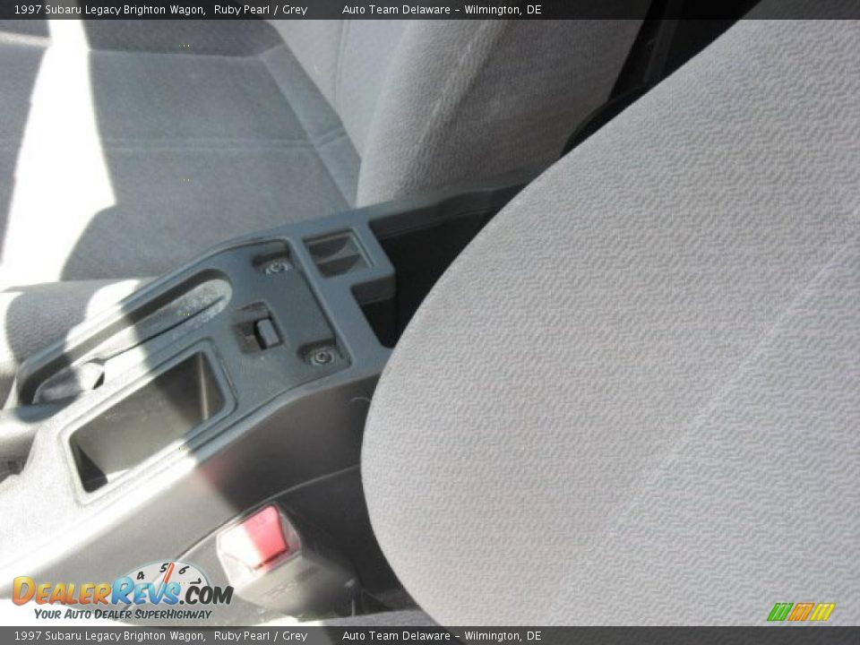 1997 Subaru Legacy Brighton Wagon Ruby Pearl / Grey Photo #24