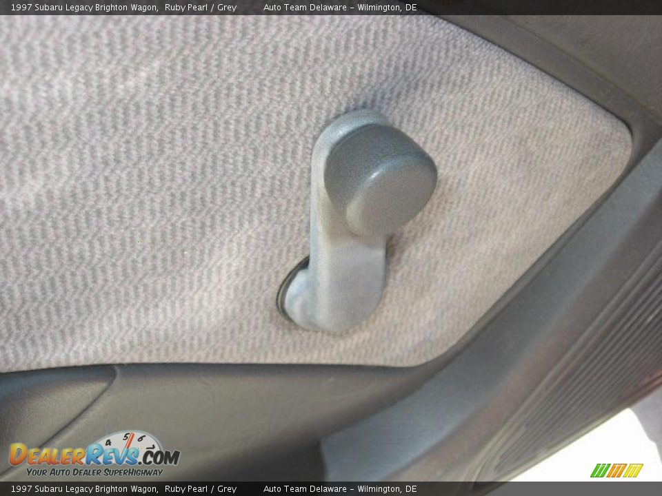 1997 Subaru Legacy Brighton Wagon Ruby Pearl / Grey Photo #30