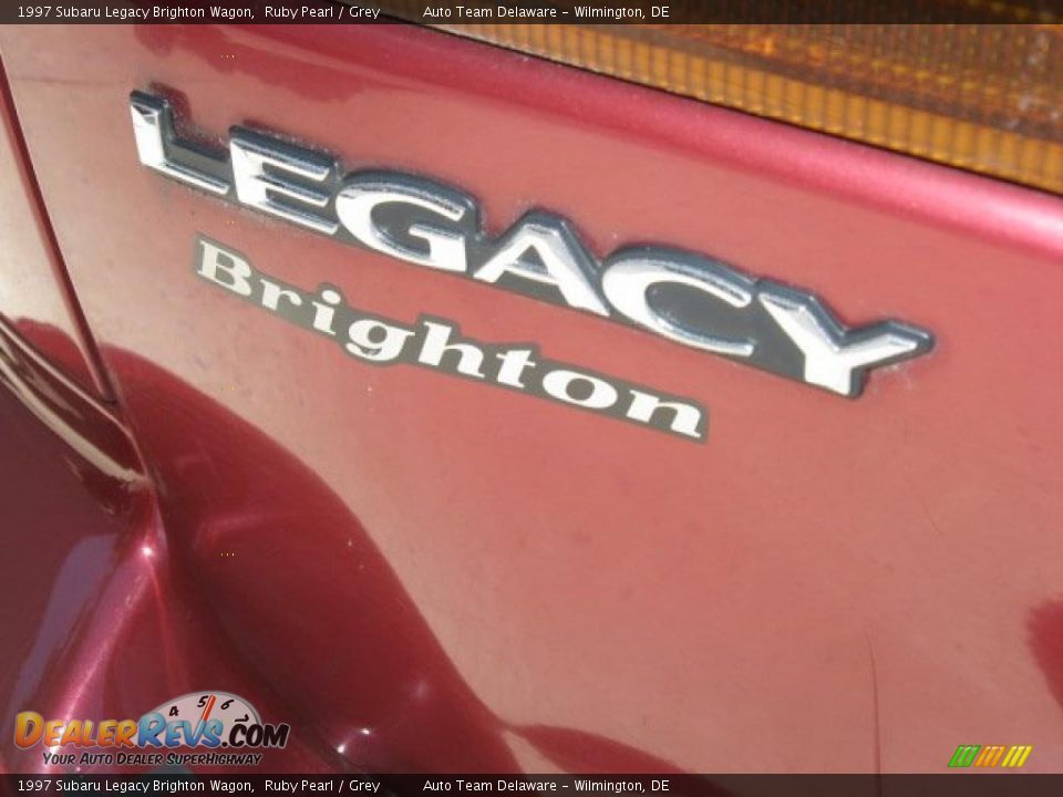 1997 Subaru Legacy Brighton Wagon Ruby Pearl / Grey Photo #32