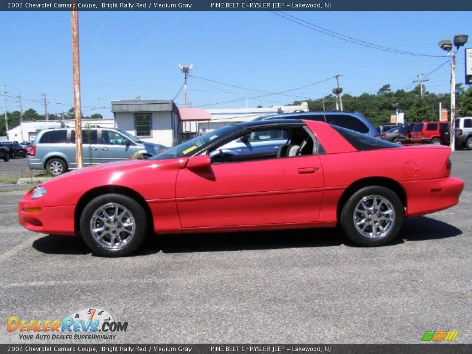 2002 Chevrolet Camaro Coupe Bright Rally Red / Medium Gray Photo #4