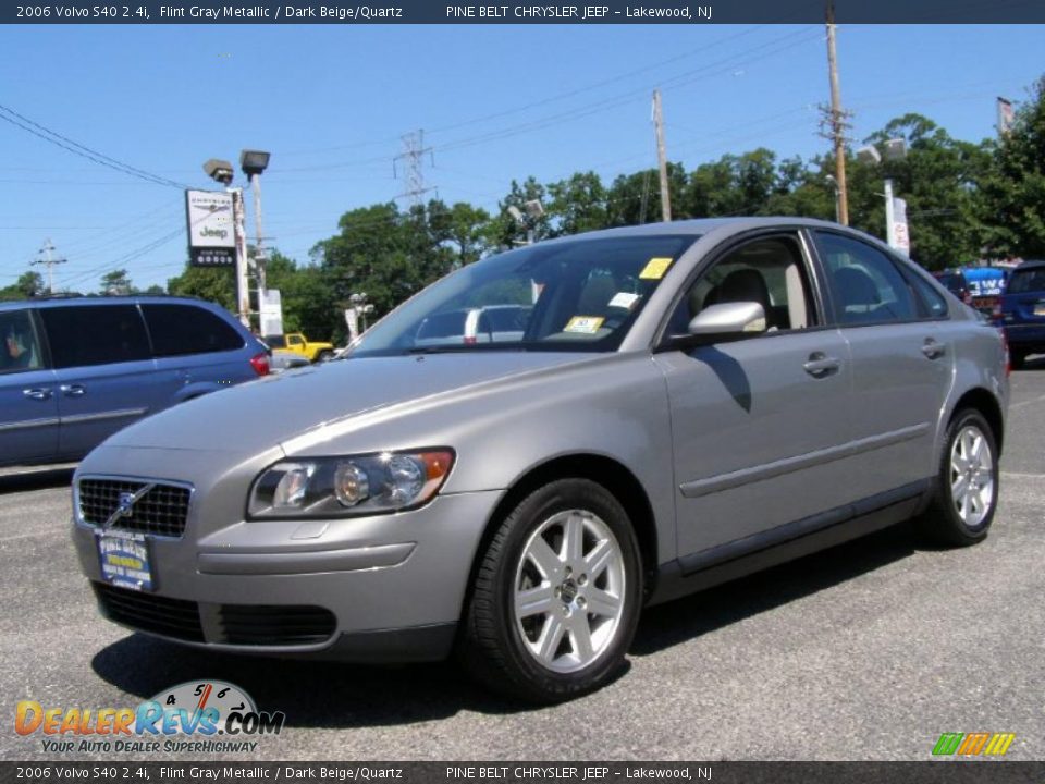 2006 Volvo S40 2.4i Flint Gray Metallic / Dark Beige/Quartz Photo #1