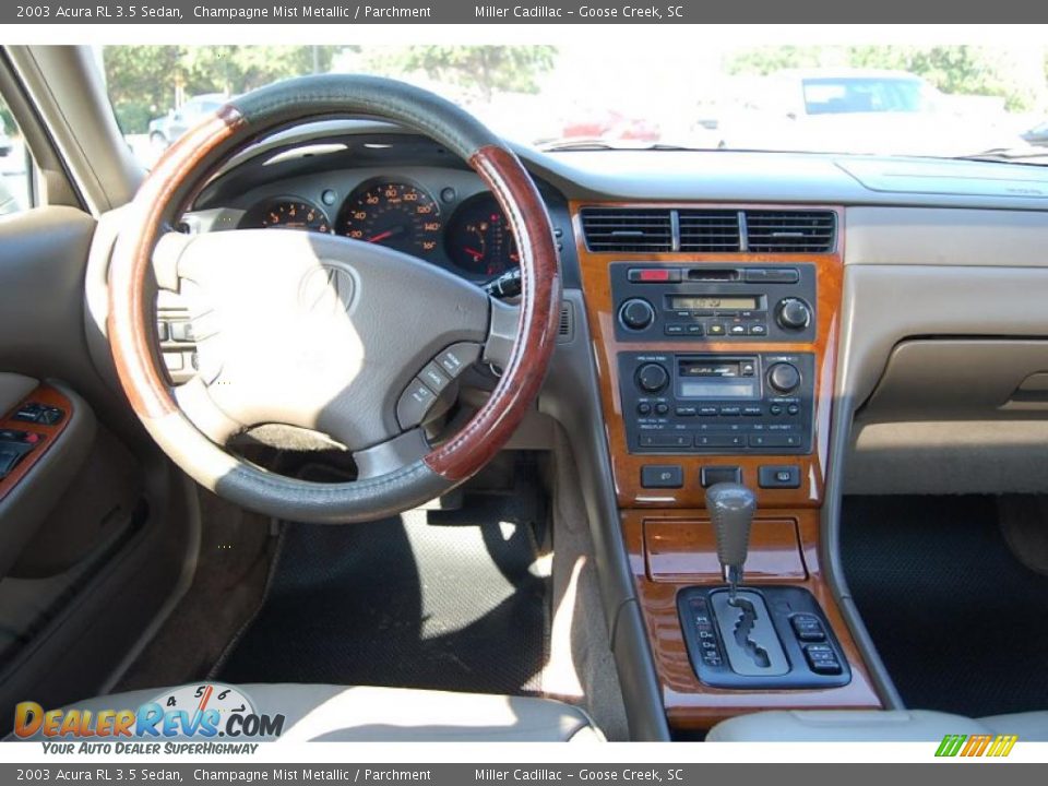 2003 Acura RL 3.5 Sedan Champagne Mist Metallic / Parchment Photo #3