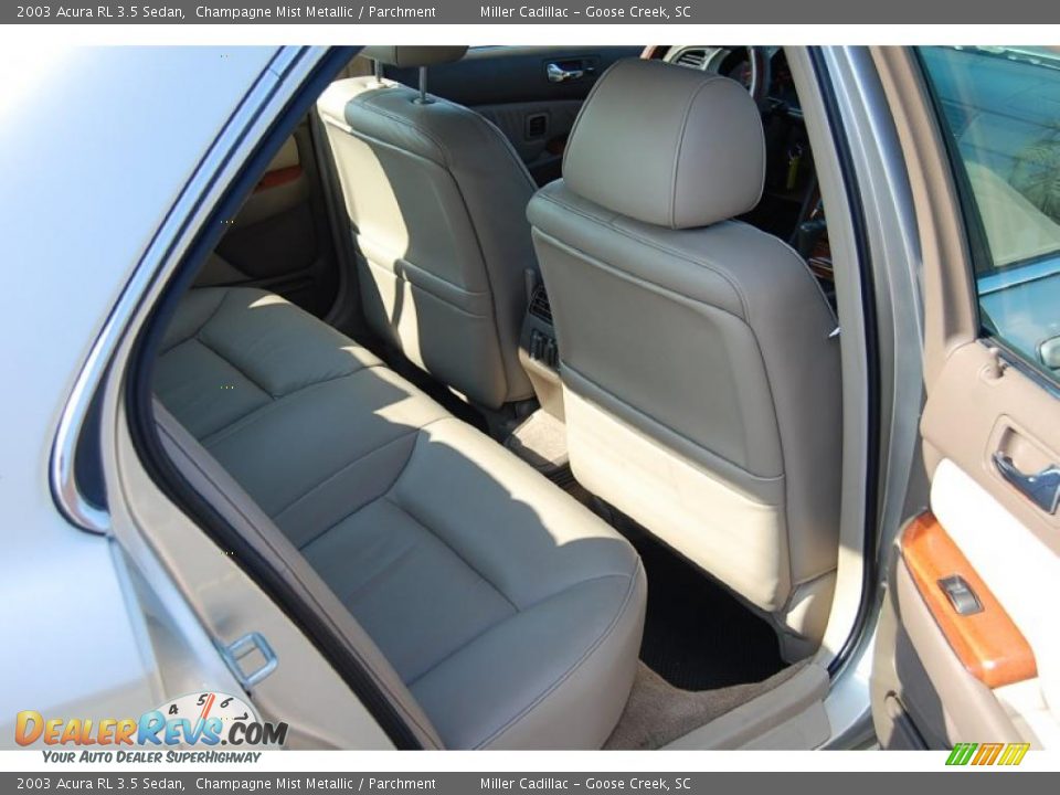 2003 Acura RL 3.5 Sedan Champagne Mist Metallic / Parchment Photo #9
