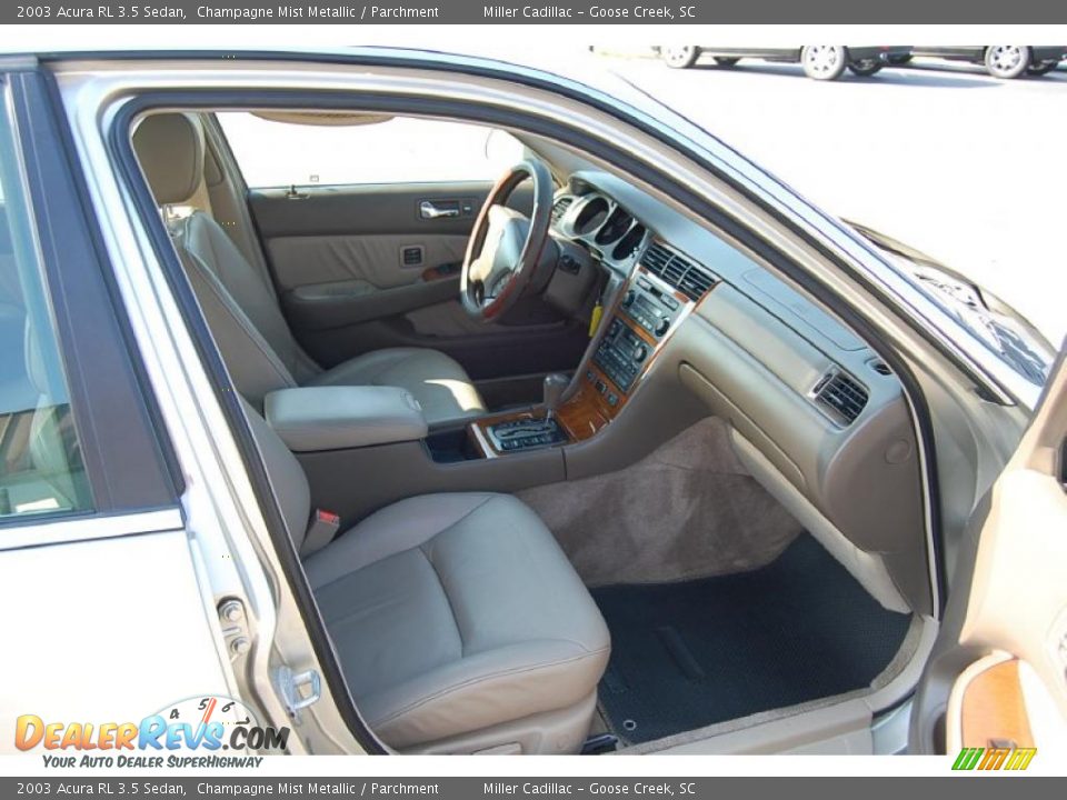 2003 Acura RL 3.5 Sedan Champagne Mist Metallic / Parchment Photo #11