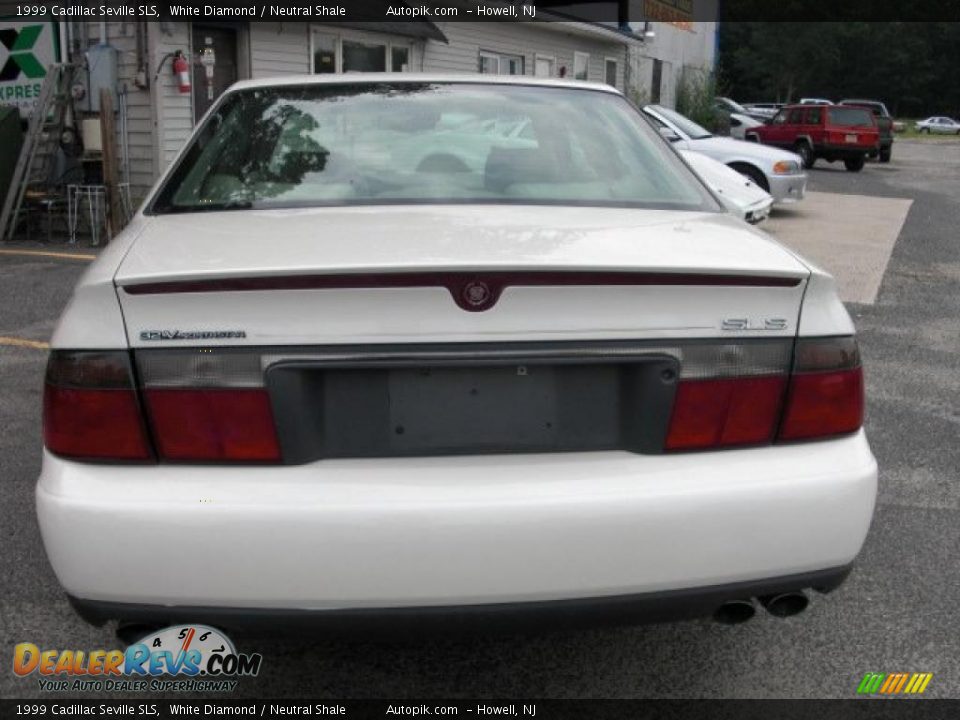 1999 Cadillac Seville SLS White Diamond / Neutral Shale Photo #6