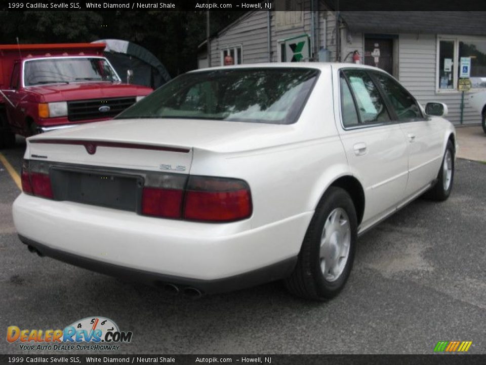 1999 Cadillac Seville SLS White Diamond / Neutral Shale Photo #7