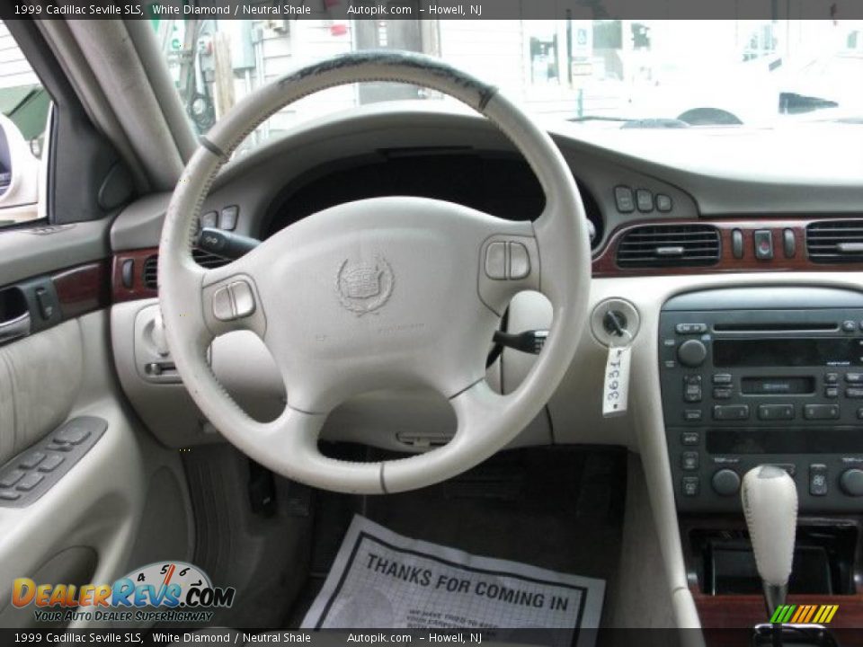 1999 Cadillac Seville SLS White Diamond / Neutral Shale Photo #13