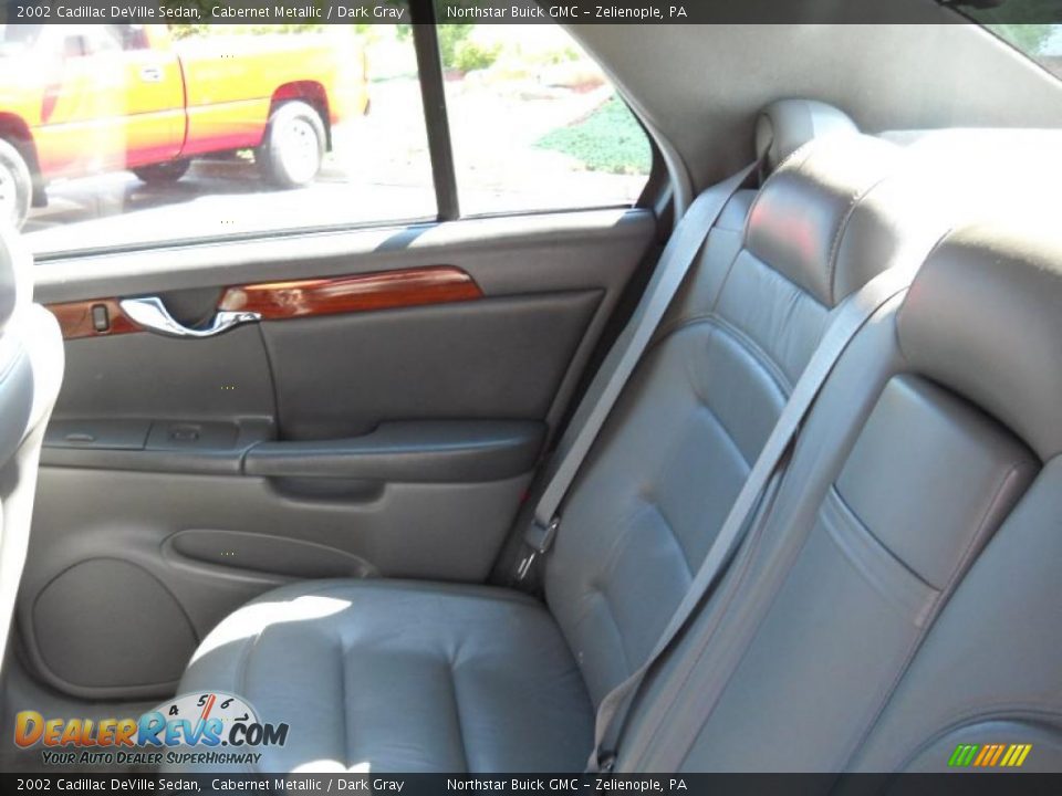 2002 Cadillac DeVille Sedan Cabernet Metallic / Dark Gray Photo #15