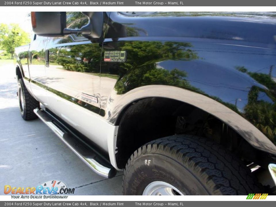 2004 Ford F250 Super Duty Lariat Crew Cab 4x4 Black / Medium Flint Photo #19