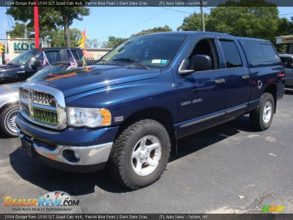 2004 Dodge Ram 1500 SLT Quad Cab 4x4 Patriot Blue Pearl / Dark Slate Gray Photo #1