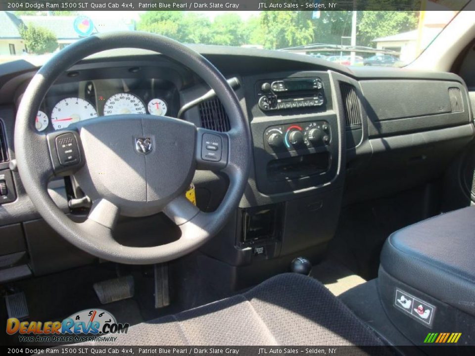 2004 Dodge Ram 1500 SLT Quad Cab 4x4 Patriot Blue Pearl / Dark Slate Gray Photo #11