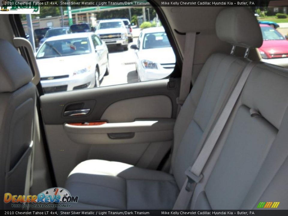 2010 Chevrolet Tahoe LT 4x4 Sheer Silver Metallic / Light Titanium/Dark Titanium Photo #13