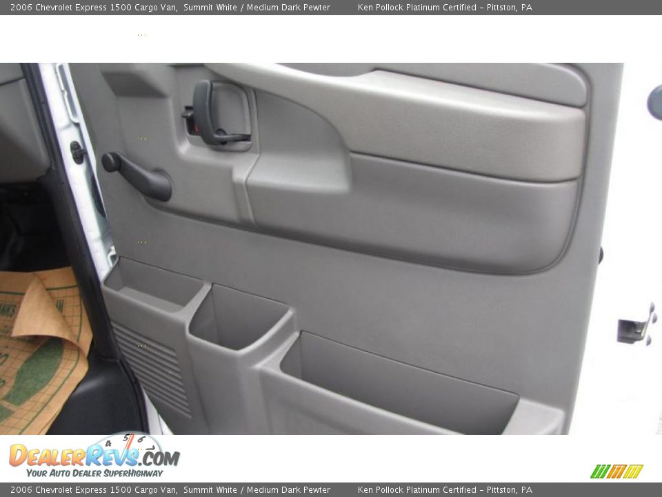 2006 Chevrolet Express 1500 Cargo Van Summit White / Medium Dark Pewter Photo #14
