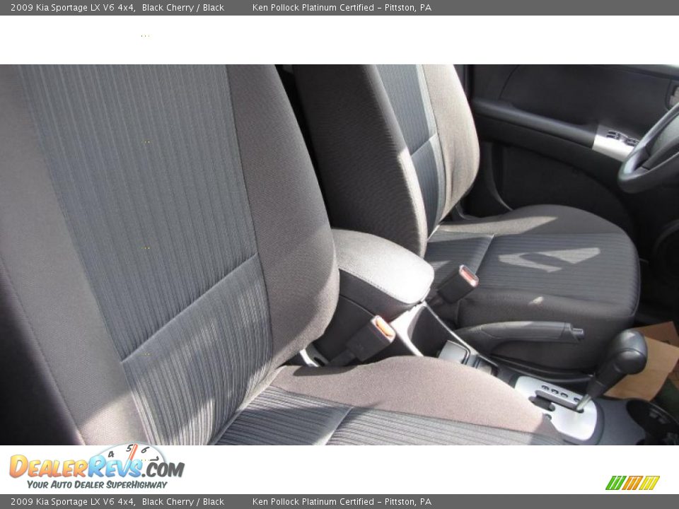 2009 Kia Sportage LX V6 4x4 Black Cherry / Black Photo #17