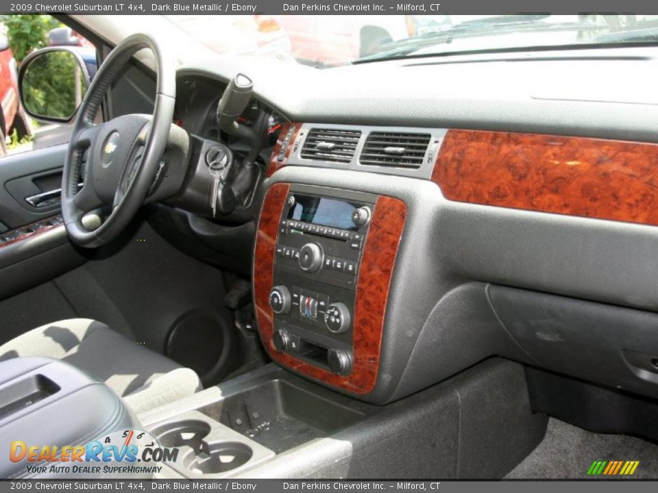 2009 Chevrolet Suburban LT 4x4 Dark Blue Metallic / Ebony Photo #17
