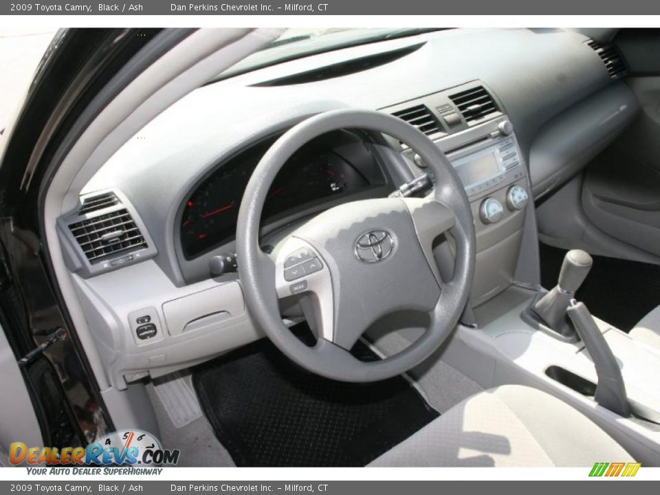 2009 Toyota Camry Black / Ash Photo #11