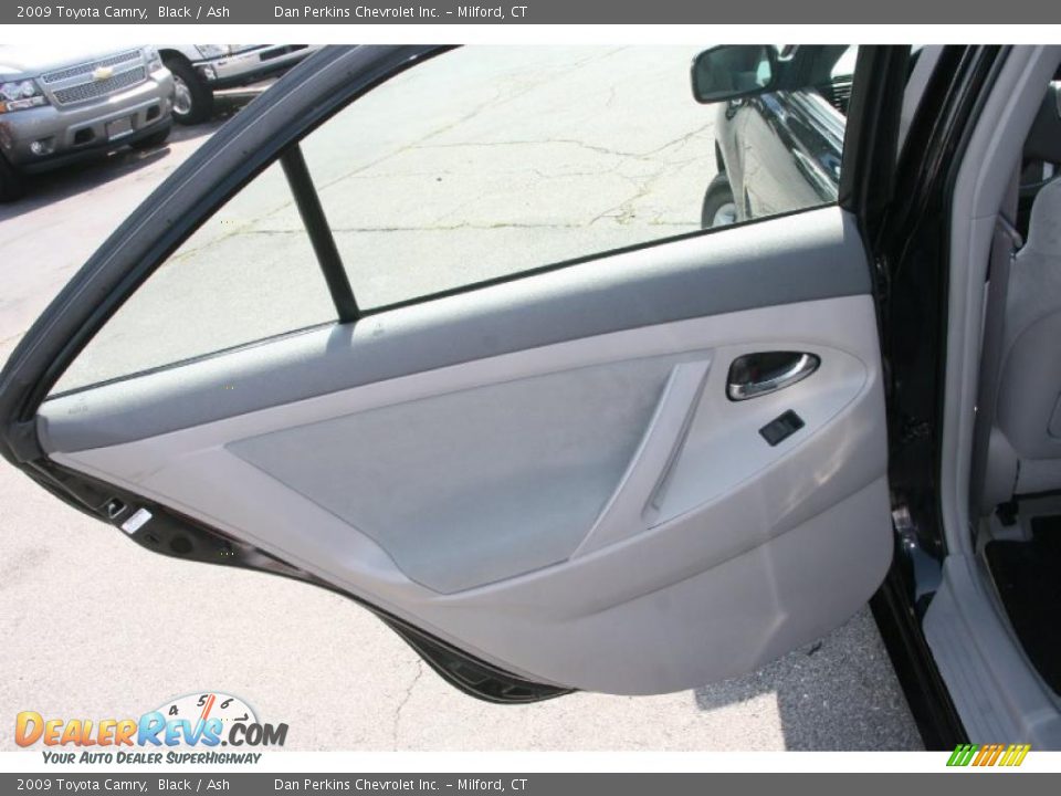 2009 Toyota Camry Black / Ash Photo #14