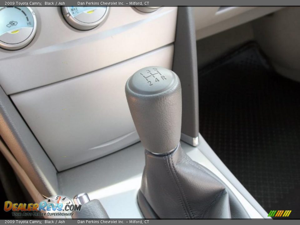2009 Toyota Camry Black / Ash Photo #23