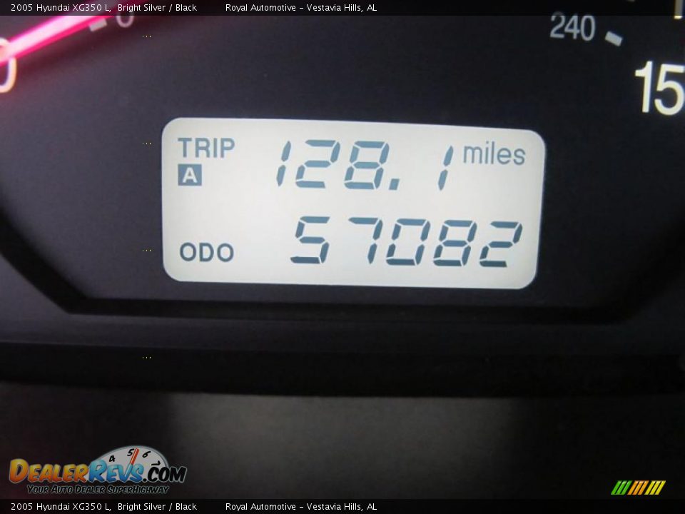 2005 Hyundai XG350 L Bright Silver / Black Photo #15