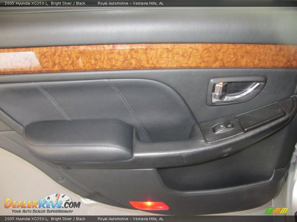 2005 Hyundai XG350 L Bright Silver / Black Photo #19