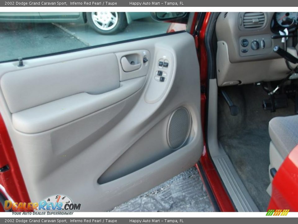 2002 Dodge Grand Caravan Sport Inferno Red Pearl / Taupe Photo #17