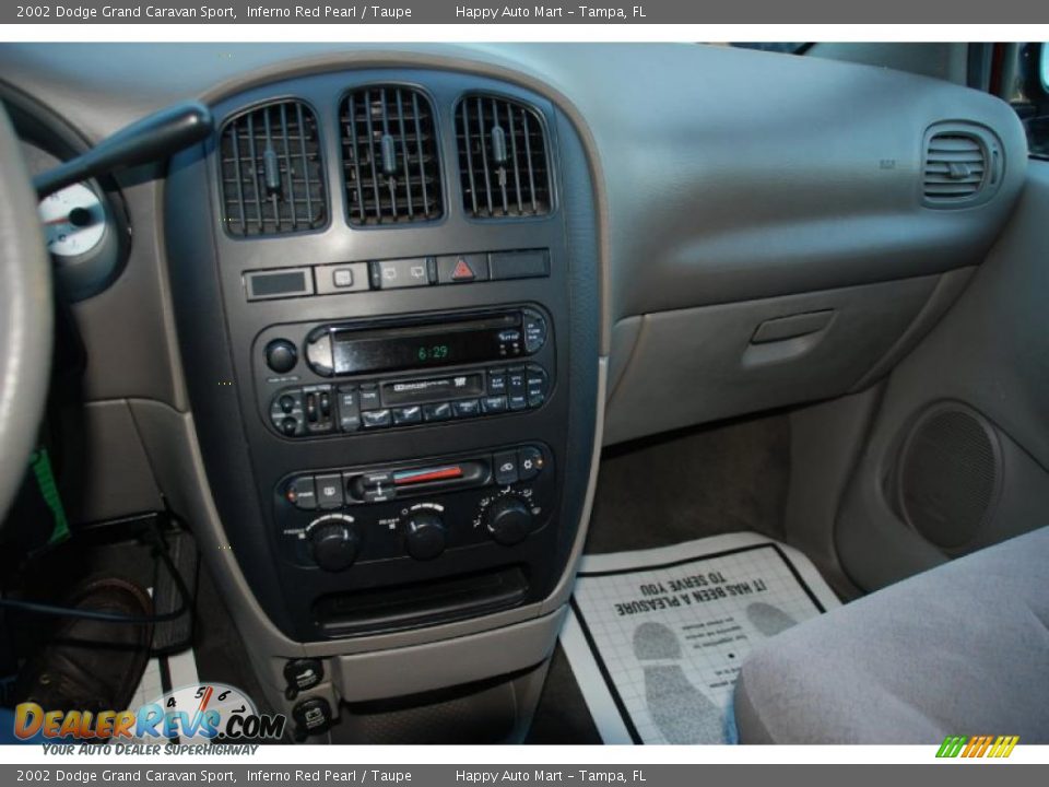 2002 Dodge Grand Caravan Sport Inferno Red Pearl / Taupe Photo #20